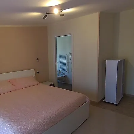 לינה וארוחת בוקר Short Amalfi Coast אג'רולה