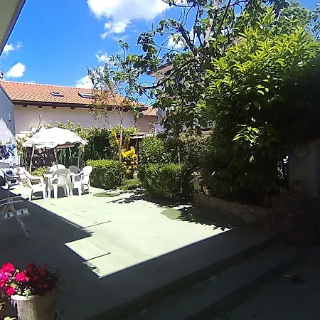 Short Amalfi Coast 3* אג'רולה