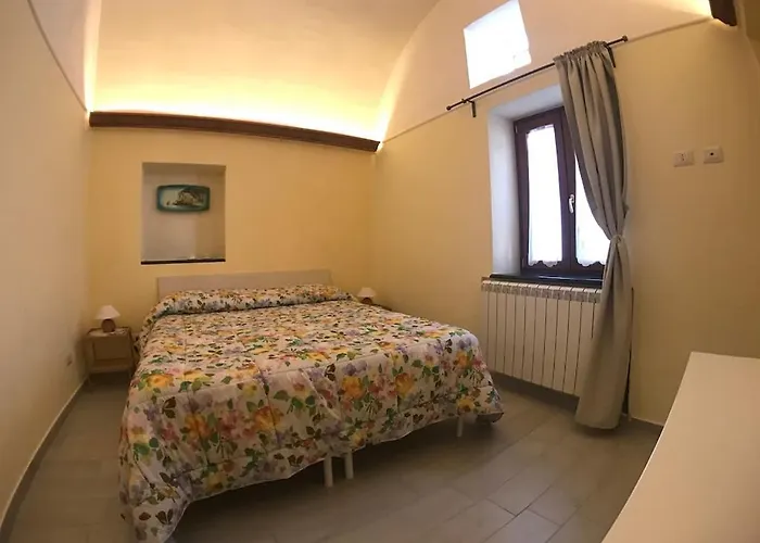 Short Amalfi Coast Bed & Breakfast Agerola