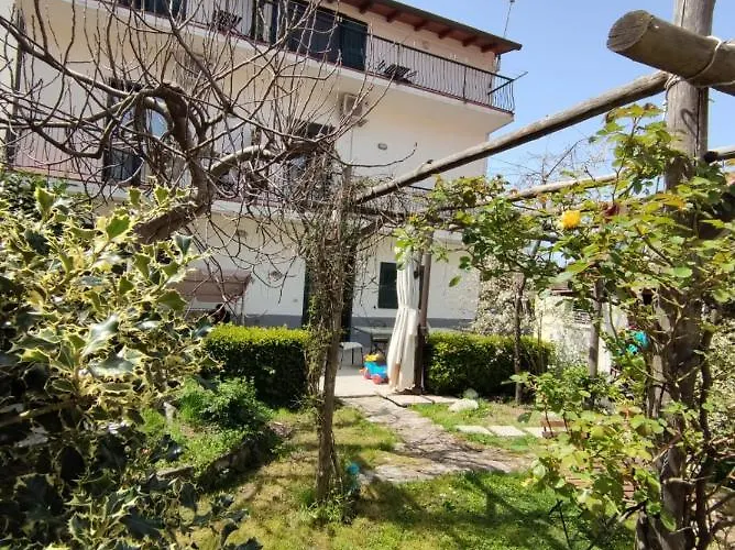 Short Amalfi Coast Oda ve Kahvaltı 3*